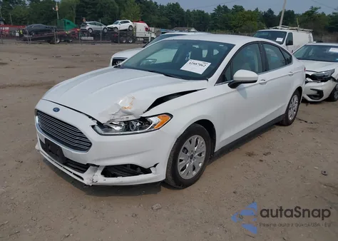2014 Ford Fusion S z USA, uszkodzony, nr VIN 3FA6P0G77ER196203